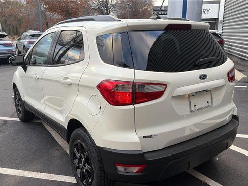 Certified 2021 Ford EcoSport SE image 3