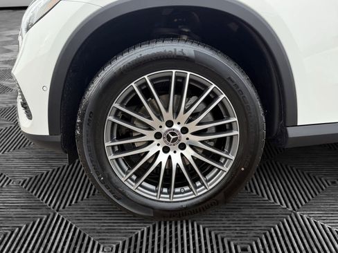New 2026 Mercedes-Benz GLC 300 GLC 300 image 9