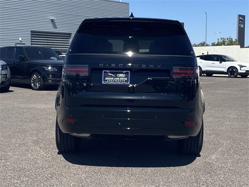 New 2025 Land Rover Discovery Dynamic SE image 20
