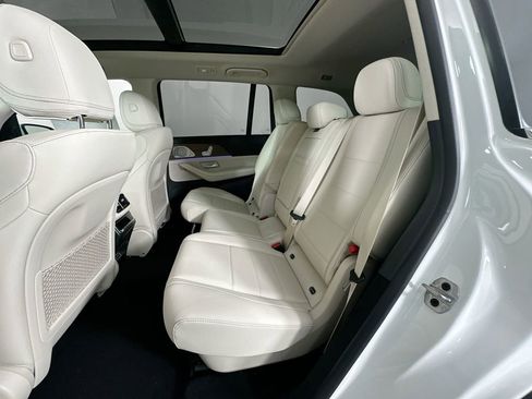 New 2026 Mercedes-Benz GLS 450 4MATIC image 26