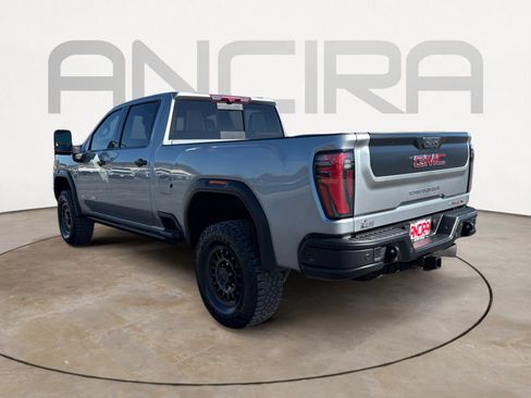 Used 2024 GMC Sierra 2500 AT4X w/ AT4X AEV Edition image 9