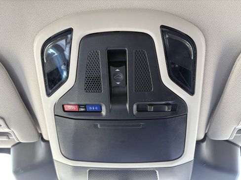 Used 2025 Subaru Outback Premium image 27