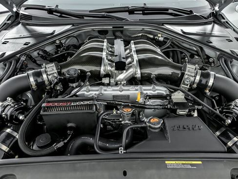Used 2020 Nissan GT-R Premium AWD/4WD image 17