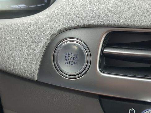 Certified 2025 Hyundai Palisade SEL AWD/4WD image 18
