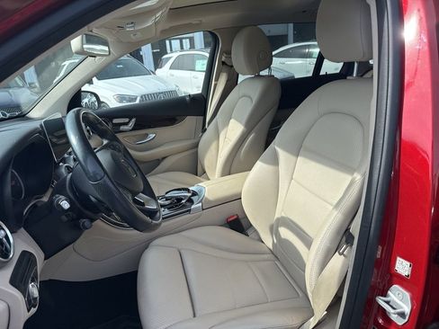 Used 2016 Mercedes-Benz GLC 300 4MATIC image 7