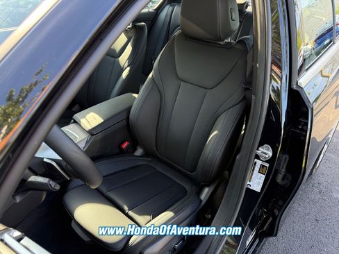 Used 2026 BMW 330i Sedan RWD image 17