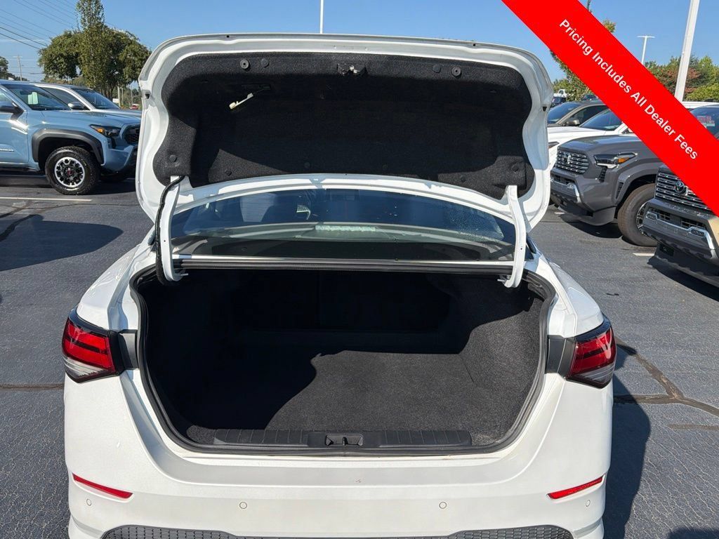 Used 2020 Nissan Sentra SR FWD image 34