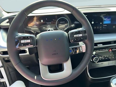 New 2026 Hyundai Ioniq 9 SEL image 13