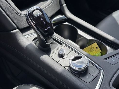 New 2025 Cadillac XT5 Premium Luxury image 10