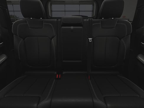 New 2024 Jeep Grand Cherokee Overland w/ Trailer Tow Package image 19