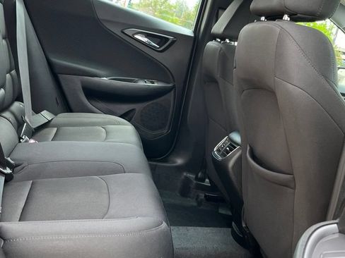 Used 2025 Chevrolet Malibu LT FWD image 21