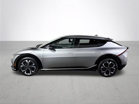 Certified 2024 Kia EV6 Wind w/ Wind Technology Package AWD/4WD image 10
