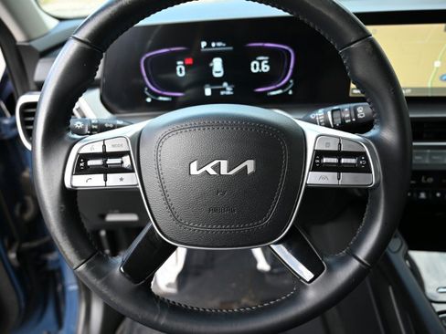 Used 2025 Kia Telluride S FWD image 26