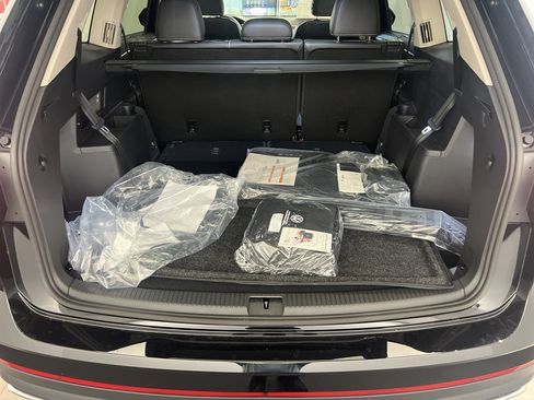 New 2026 Volkswagen Atlas SE image 33