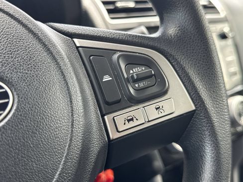 Used 2017 Subaru Forester 2.5i Premium AWD/4WD image 29