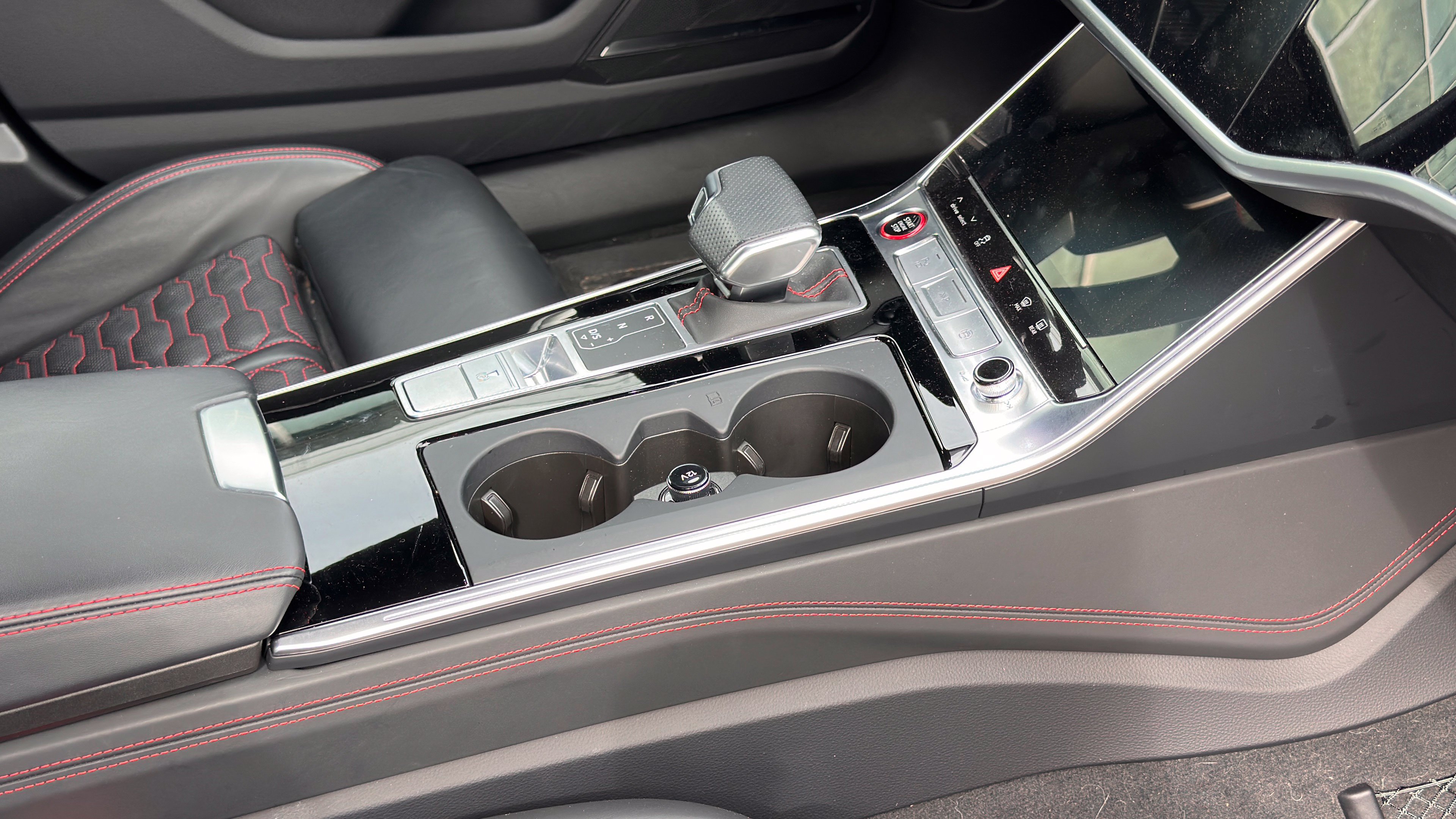 Used 2024 Audi RS 7 performance Sportback AWD/4WD image 7