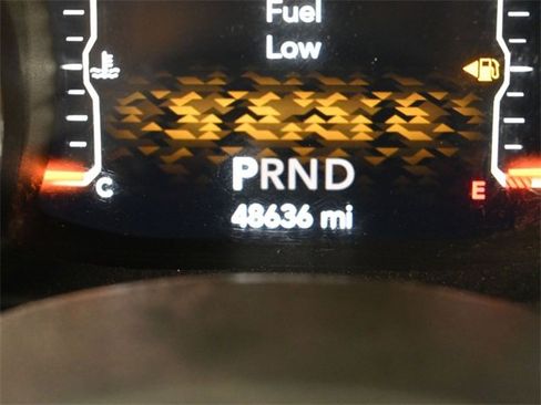 Used 2018 Jeep Wrangler Unlimited Sahara w/ Dual Top Group image 15