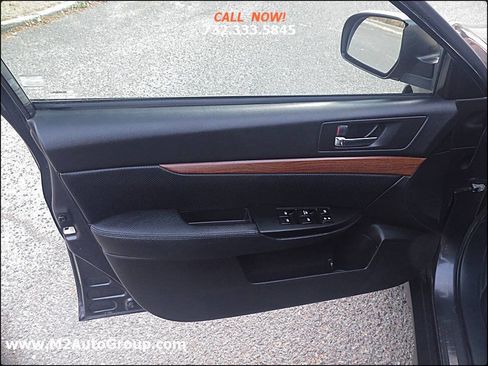 Used 2013 Subaru Outback 2.5i Limited w/ Moonroof Pkg image 17