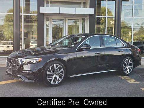 Used 2026 Mercedes-Benz E 350 4MATIC Sedan image 4