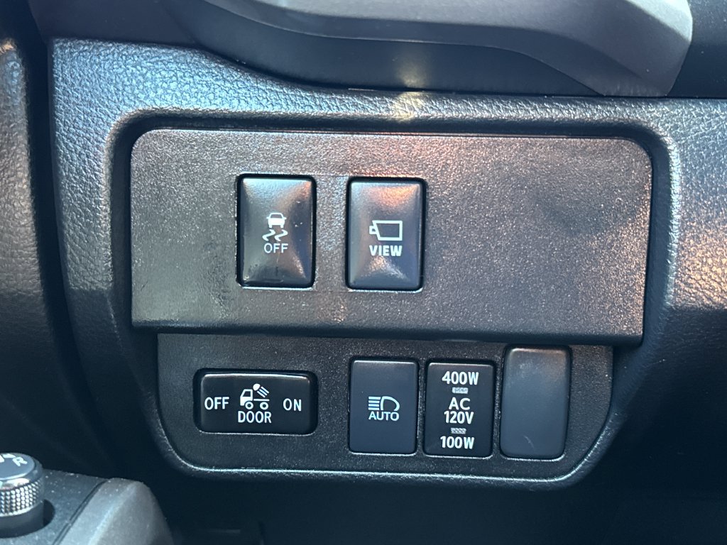 Used 2021 Toyota Tacoma Limited w/ Nightshade Package AWD/4WD image 33