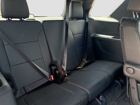Used 2023 Chevrolet Traverse LT w/ LPO, Floor Liner Package AWD/4WD image 26