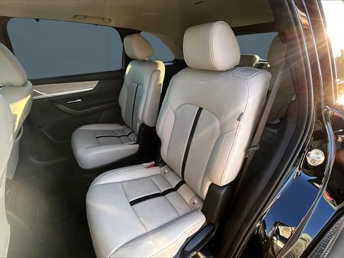 Used 2024 MAZDA CX-90 3.3 Turbo w/ Preferred Package image 27