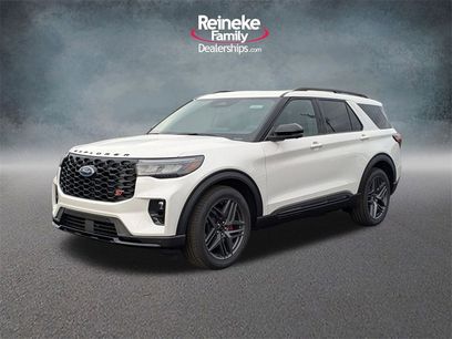 New 2026 Ford Explorer ST w/ Sun And Sound Package