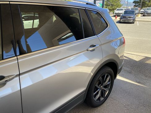 Used 2023 Volkswagen Tiguan SE FWD image 51