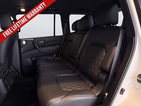 Used 2023 INFINITI QX80 Sensory w/ All-Season Package AWD/4WD image 34