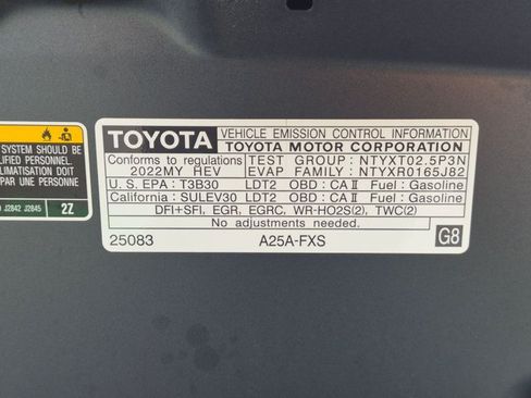 Certified 2022 Toyota Venza XLE AWD/4WD image 23
