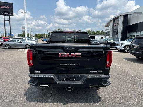 Certified 2023 GMC Sierra 1500 Denali w/ Denali Reserve Package AWD/4WD image 4