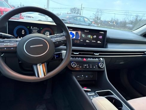 Used 2024 Hyundai Sonata SEL image 9