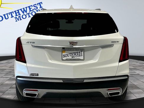 Used 2024 Cadillac XT5 Premium Luxury FWD image 6