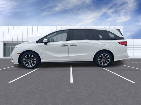 Used 2024 Honda Odyssey EX-L image 5