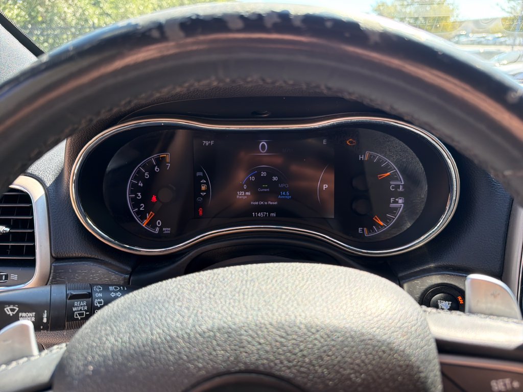 Used 2015 Jeep Grand Cherokee Laredo w/ Quick Order Package 23E RWD image 21