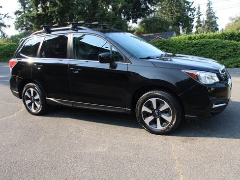 Used 2018 Subaru Forester 2.5i Limited w/ Popular Package #3B AWD/4WD image 2