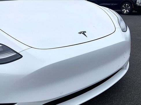 Used 2020 Tesla Model Y Long Range image 27