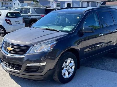 Used 2016 Chevrolet Traverse LS AWD/4WD image 2