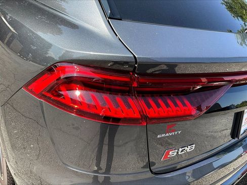 Used 2023 Audi SQ8 Prestige AWD/4WD image 19