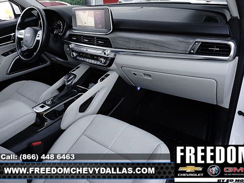 Used 2022 Kia Telluride EX w/ EX Premium Package image 8