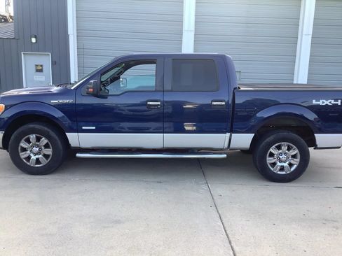 Used 2011 Ford F150 XLT w/ XLT Chrome Pkg AWD/4WD image 5