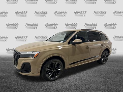Used 2025 Audi Q7 3.0T Premium Plus AWD/4WD image 5