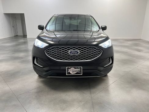 Used 2024 Ford Edge SEL AWD/4WD image 3