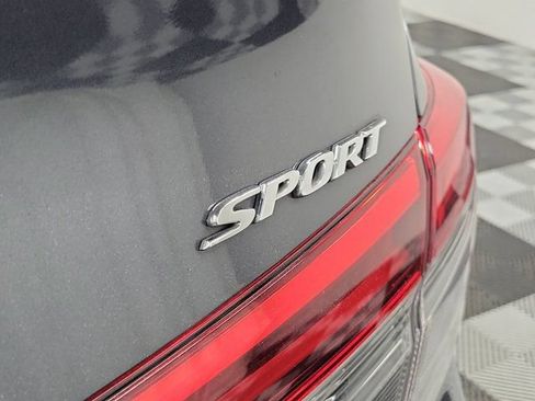 Used 2022 Honda Civic Sport image 10