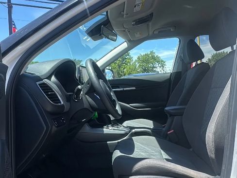 Used 2023 Kia Seltos LX AWD/4WD image 10