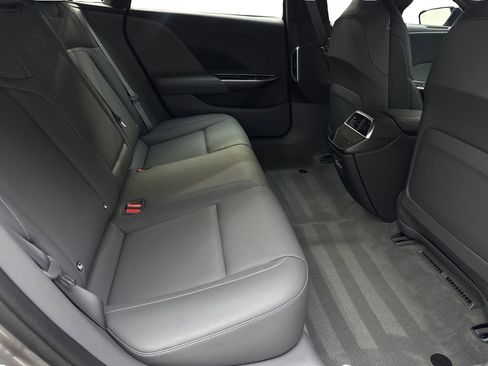 Used 2024 Lucid Air Touring AWD/4WD image 38