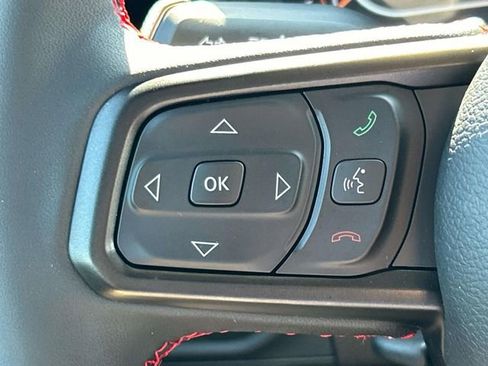 Used 2024 Jeep Wrangler Unlimited Rubicon AWD/4WD image 29