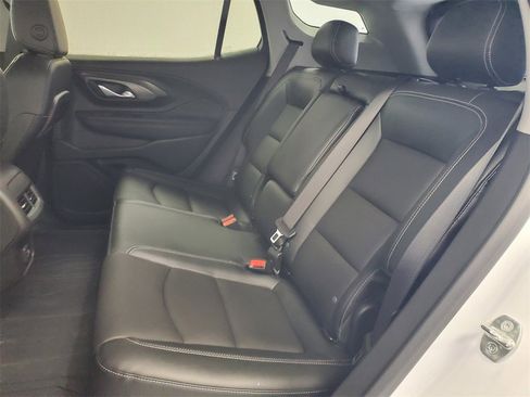 Used 2023 GMC Terrain SLT w/ Elevation Edition image 28