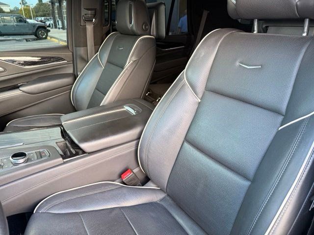 Used 2021 Cadillac Escalade Sport w/ Driver Assist Tech Package AWD/4WD image 10