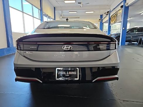 Used 2025 Hyundai Sonata SEL FWD image 7